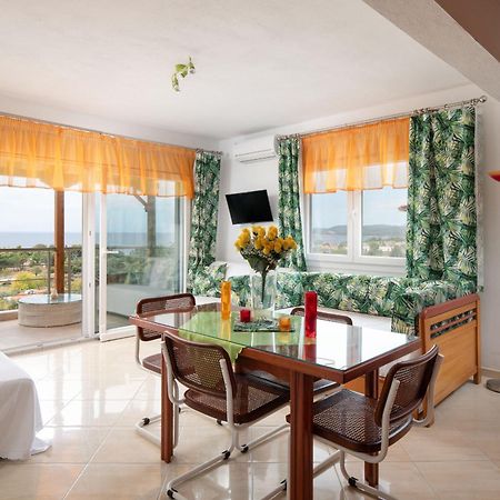 Luxury Apartment Nikíti Kültér fotó